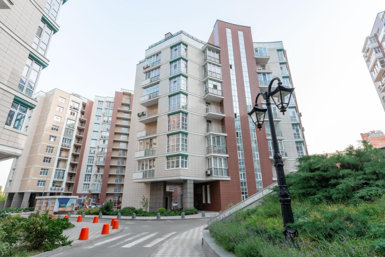Eco Apartments In French Quarter Kijów Zewnętrze zdjęcie